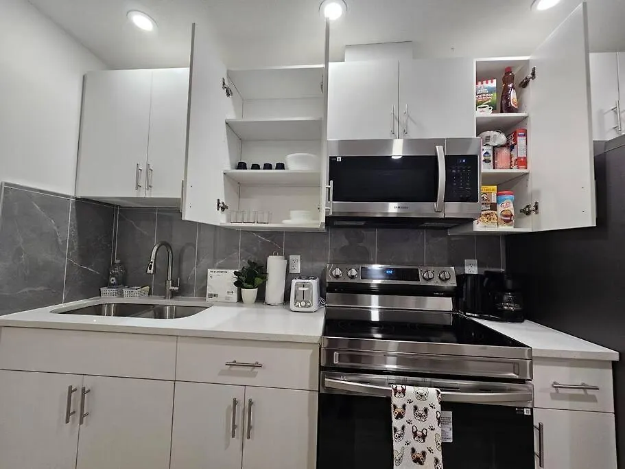 Parkside Basement Suite Edmonton Canadá