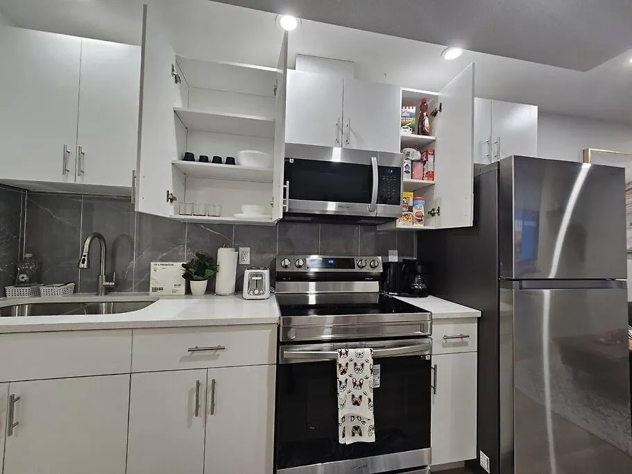 Apartamento Parkside Basement Suite Edmonton Canadá